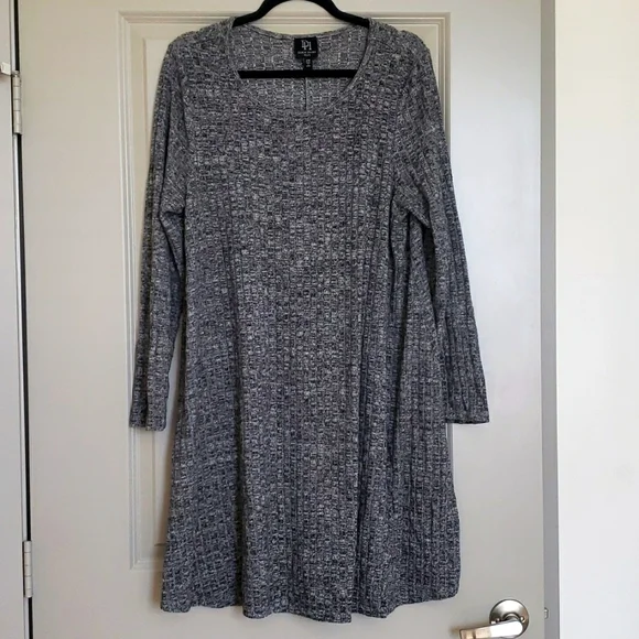 Derek Heart Dresses | Grey Long Sleeve, Knee Dress | Color: Gray | Size: 2x | Thateshagirl's Closet Derek Heart Dresses | Grey Long Sleeve, Knee Dress | Color: Gray | Size: 2x | Thateshagirl's Closet